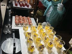 -朗丽兹自助餐厅