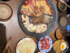 -萍姐火锅·公路夜市(武汉首店)