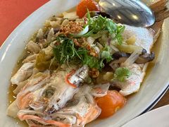 -大树下海鲜饭店
