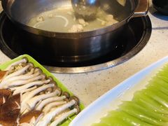 -润园四季椰子鸡火锅(海上世界店)