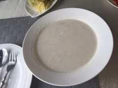 奶油蘑菇汤-小白桦西餐厅