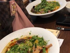 -成都你六姐·牛肉冒菜(城市集市合生汇店)