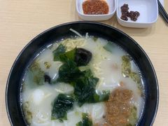 -灵芝妹子海鲜米线(凯德和平广场店)