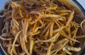Braised Meat Stir-Fried Cold Noodles