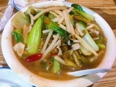 酸辣米粉-牛八宝桂林米粉(八里庄店)