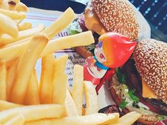 -The Habit Burger Grill 哈比特汉堡(爱琴海店)