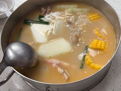 -肥仔文澳门猪骨煲(南京西路店)