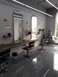 -茶发Salon·烫发染发理发