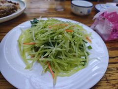 -溢心园香河肉饼总店