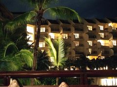 -亚龙湾喜来登·美景台大堂吧