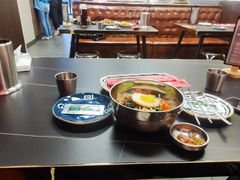 -许哥东北烧烤·铁丳烤串·宫后夹肉(繁花中心店)