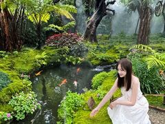 -Chom Cafe and Restaurant