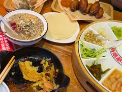 -怪噜范·老贵阳街头名小吃(鸿通城店)