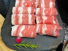 -鹿鸣山草本茶香火锅(园西路店)