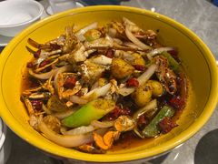 -休记光头香辣蟹干锅店(衣冠庙店)