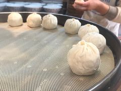 -李与白包子铺(桐梓林店)