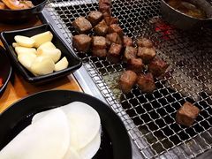 -肉甲韩国木炭烤肉(新壹街1店)