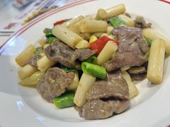 藕尖炒牛肉-明本湛江鸡•海鲜小厨(陈家祠店)
