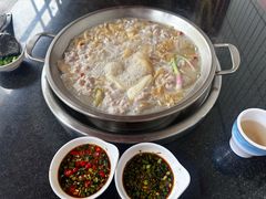-老来福·非遗酸汤兔(凯旋路店)