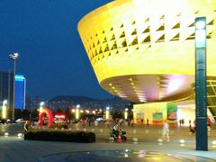 -东港音乐喷泉广场