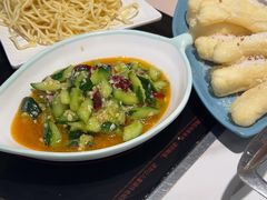 -黄记煌三汁焖锅(新佳丽江汉路店)