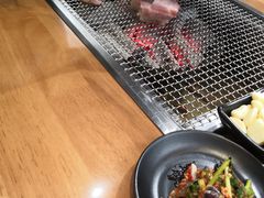 -肉甲韩国木炭烤肉(新壹街1店)
