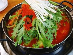 -喇喇排骨火锅·传统韩式脊骨汤(望京西园总店)