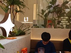 -小董哥烤串·爆汁大油边(故宫店)