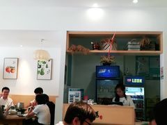 -邻家小馆(银都店)