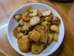 -芦茨金富饭庄·25年老字号·专做稻草鸡