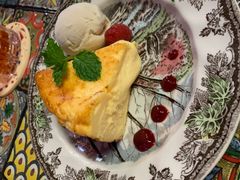 -BROWNSTONE布朗石西班牙餐厅(富城店)