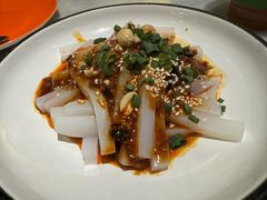 -渝信川菜 · 川味家常菜(财富购物中心店)