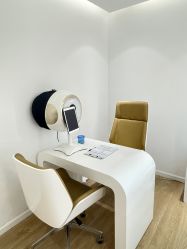 -苗方清颜痘肌研究所