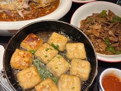 -临街徽菜馆·正宗黄山味