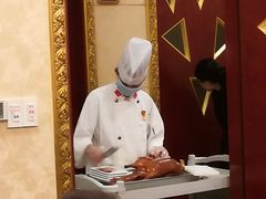 现场片鸭-新南华大酒店(长寿店)