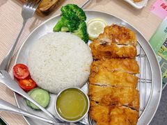 -佰搭果·广式茶餐厅(西华路店)