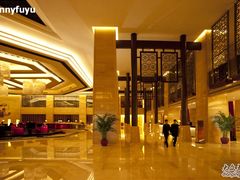 大堂-北京首都机场希尔顿酒店