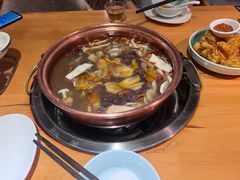 -一善菌·云南菌汤·云南菜(银泰城店)