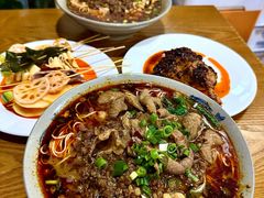-丁丁猫重庆小面(徐州路店)