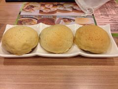 酥皮焗叉烧包-添好运点心专门店(中环IFC店)