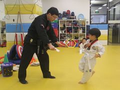 -浛道跆拳道·拳击·体适能