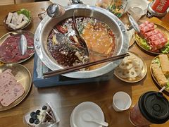-黔哆哆地摊酸汤火锅(清湖店)
