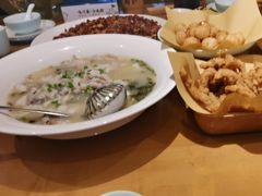 -严记小天府酸菜鱼(西四路店)