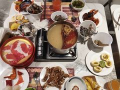 -金马门国际美食百汇(珞喻路店)