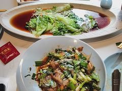 -老周家酱卤猪蹄私房菜(克拉玛依西街店)