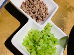 餐前小菜-左庭右院鲜牛肉火锅(新梅广场店)