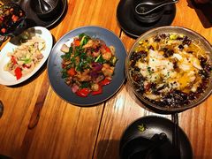 -十三式重庆江湖菜(金茂览秀城店)