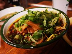 -拈签一笑黄牛肉辣卤串串