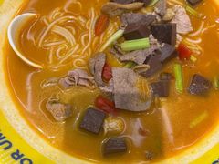 -粉小主·贵州酸汤牛肉粉(南京仙林金鹰店)