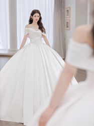 -纯色时光婚纱艺术馆WHITE